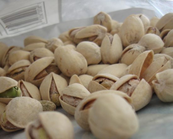 http-www-marlerblog-com-uploads-image-pistachios_in_a_bag-jpg