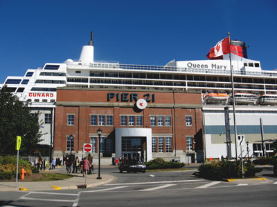 Cunard - Queen Mary 2 - Pier 21 - Halifax