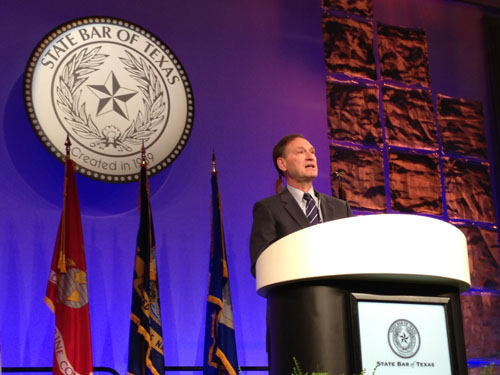 Alito explains Supreme Court work in State Bar speech