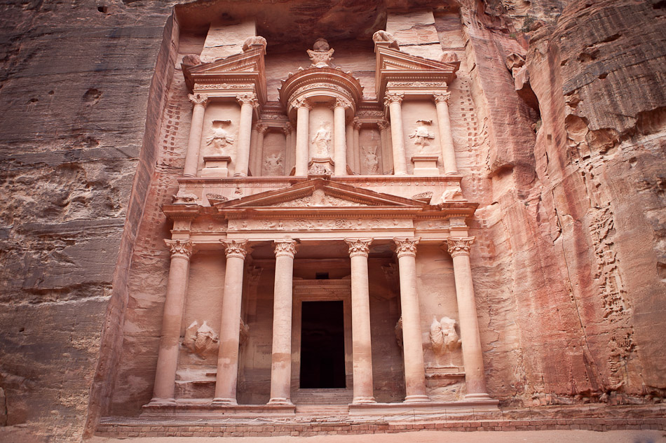 https-accessdefense-files-wordpress-com-2014-09-jordan-petra-photos-2-jpgw300h199