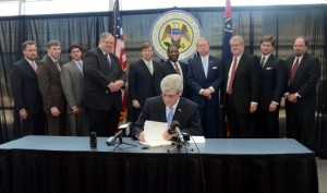 HB799