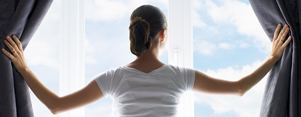 Opening Curtains_Edit