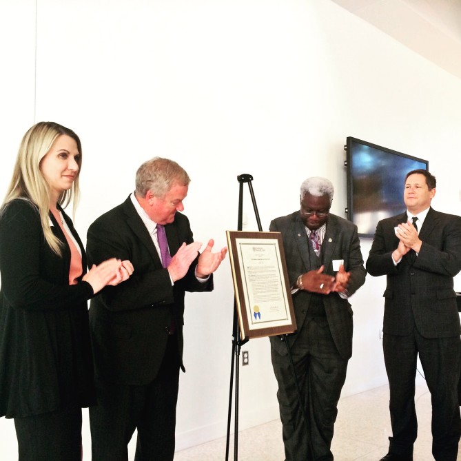(From left) Austin Municipal Court Presiding Judge Sherry Statman, Assistant Attorney General Frank A. King, Chief Judge of the 5th U.S. Circuit Court of Appeals and Texas Supreme Court Justice Jeff Boyd applaud the presentation of the Barbara Jordan American Inn of Court's charter at a ceremony April 14 at the federal courthouse in Austin. PHOTO BY JILLIAN BECK