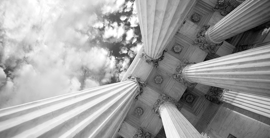 SPOT_LIT_ANTITRUST_iStock_000019159471_BW_x2