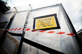 https-itpaystobecoveredredesign-babc-blogs-com-wp-content-uploads-sites-15-2017-07-asbestos_istock-182923781-320x213-jpg