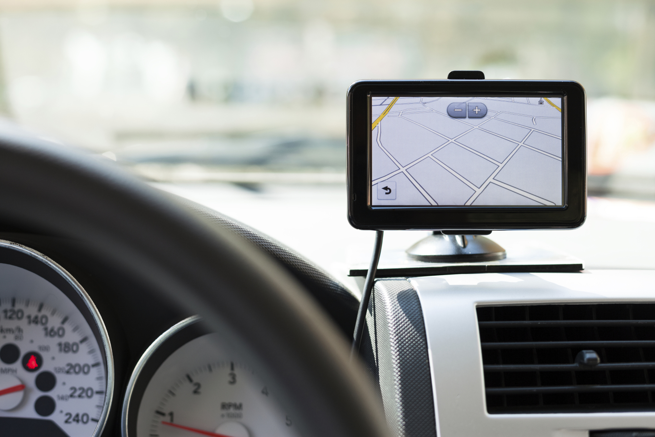 GPS-car156218976