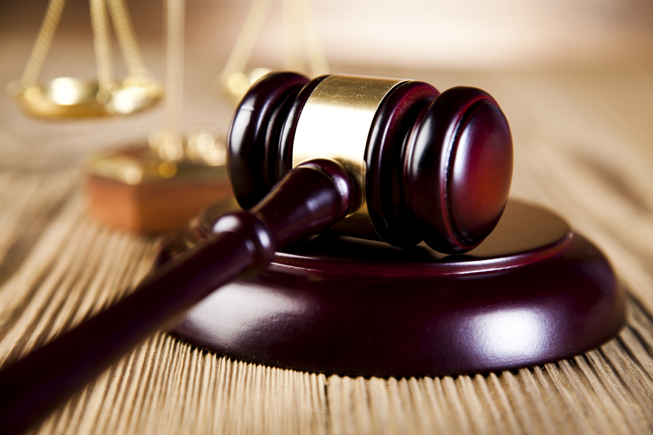 Gavel_000037803142_Large