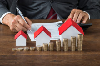 house models and coins