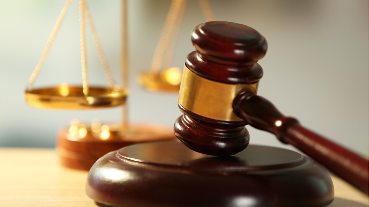 gavel and scale_246212914 1280x720