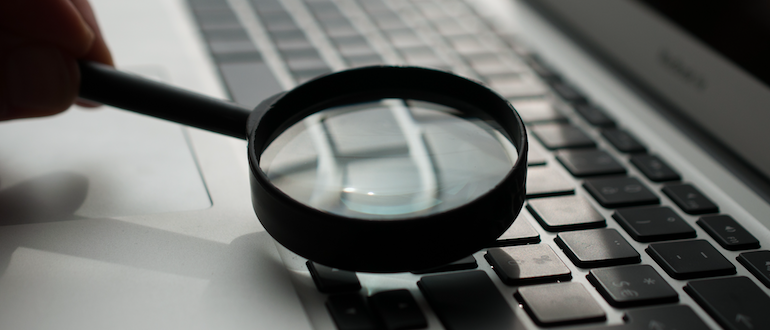 magnifying glass2