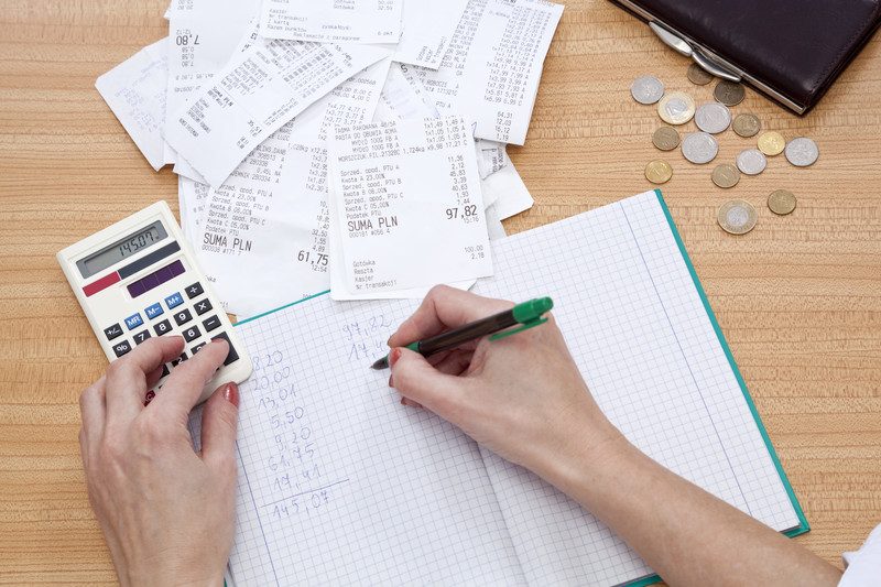 2018-12-06-Tracking-Money-Receipts.jpg