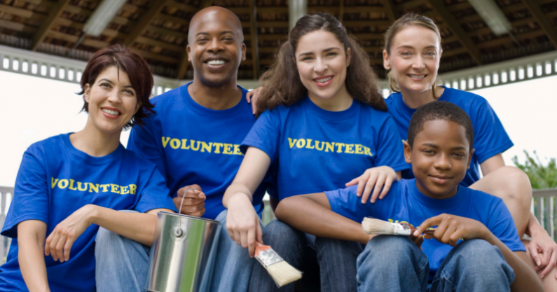Volunteering-in-Canada-Without-a-Work-Permit-Evelyn-Ackah-Immigration-Lawyer-.png