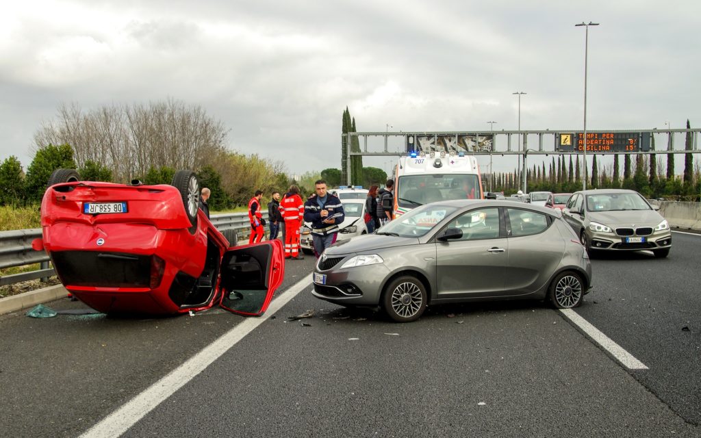 car-accident-2165210_1920-1024x640.jpg