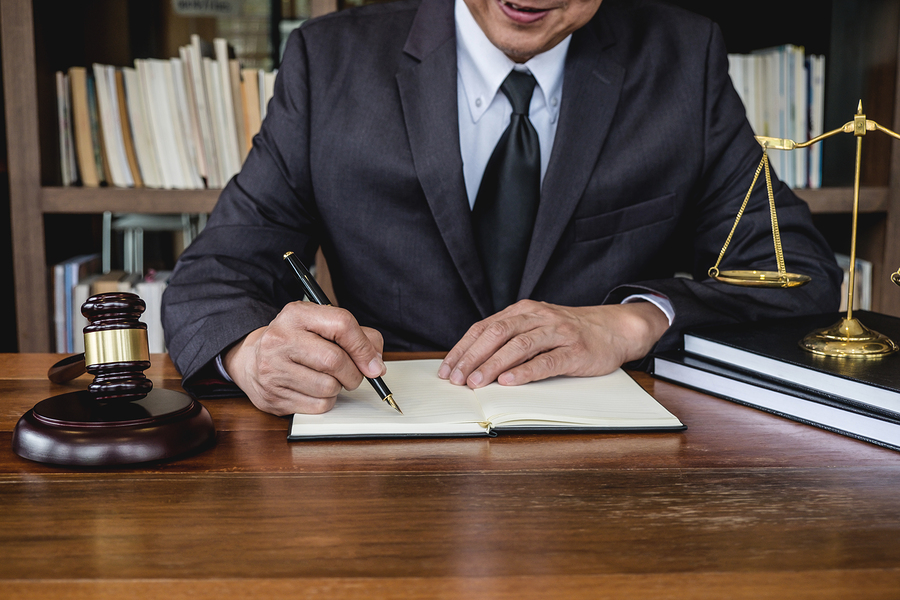 4-reasons-you-need-to-hire-a-personal-injury-lawyer.jpg
