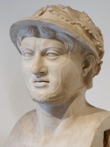 500px-Pyrrhus_MAN_Napoli_Inv6150_n03-225x300.jpg