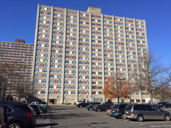 NJ officials investigate outbreak at senior complex
