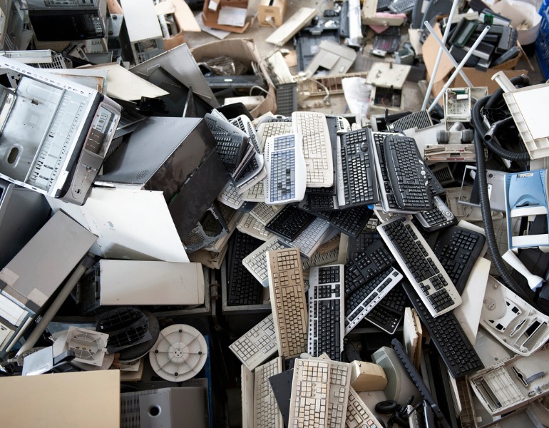 electronics-recycling-picture-id185234332