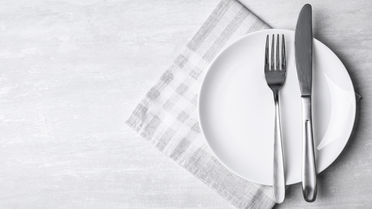 plate_knife_fork_restaurant_shutterstock_1414339841_1280x720