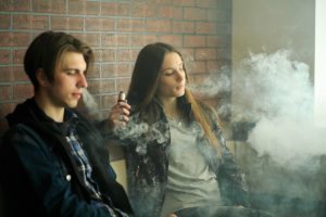https-thomaslawaz-com-wp-content-uploads-e-cig-300x200-jpg