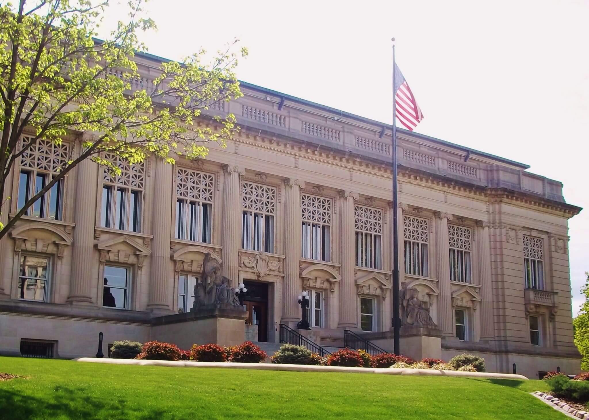 Illinois_Supreme_Court.jpg