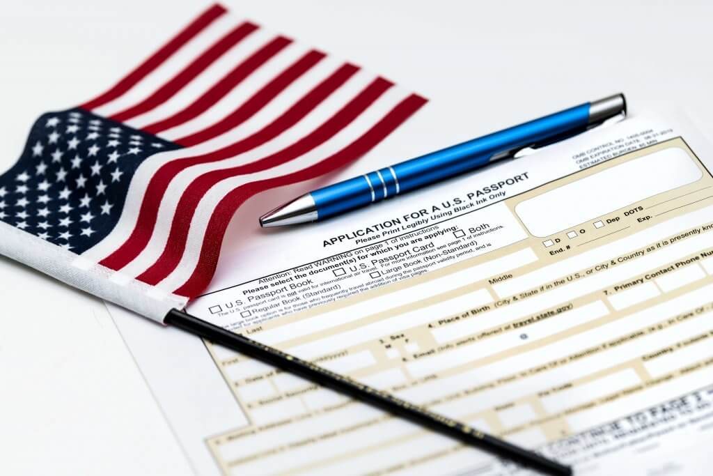 Immigration_GettyImages-994759032-1024x683.jpg