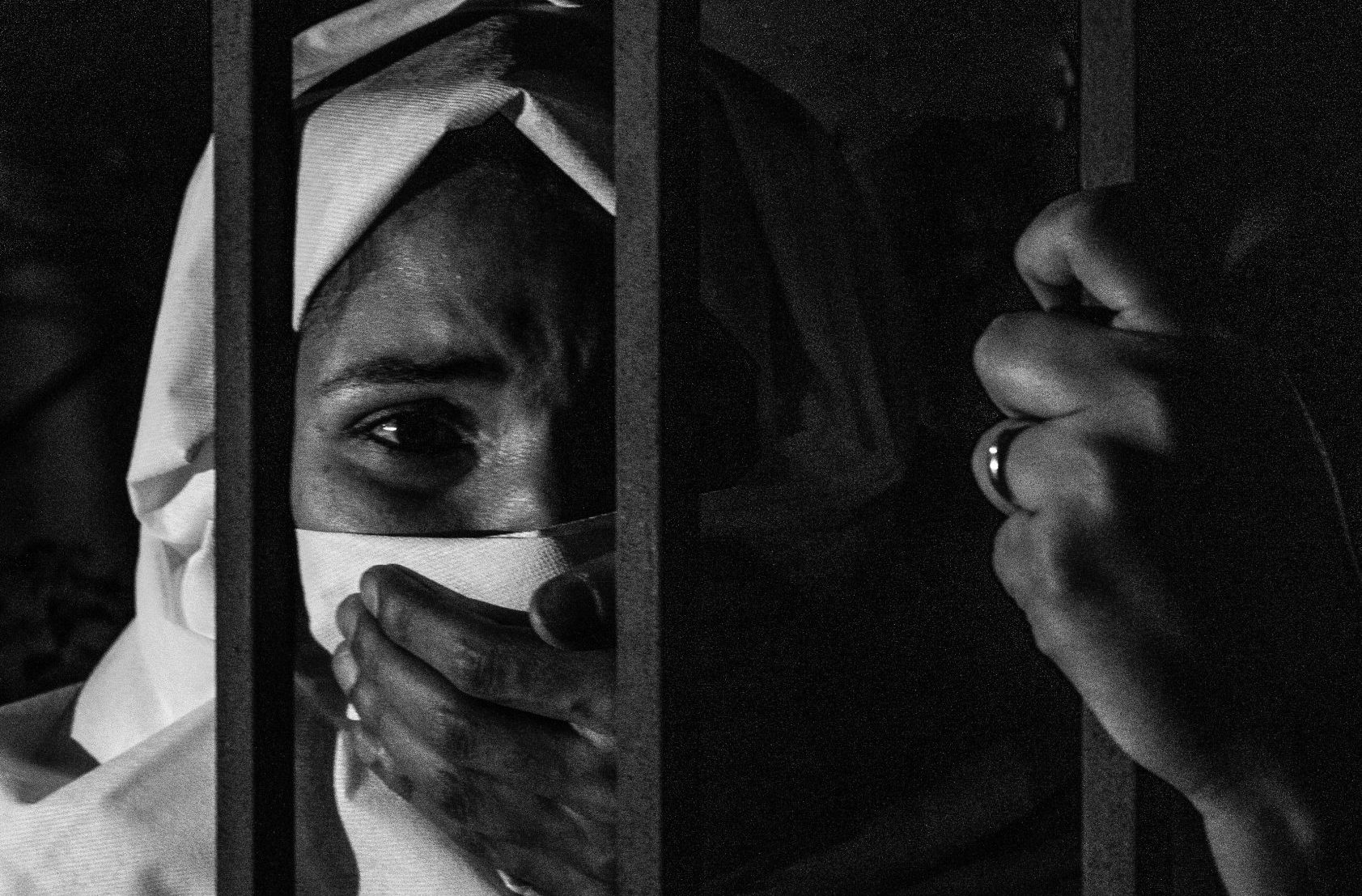 https-www-zmolaw-com-news-wp-content-uploads-2020-03-grayscale-photography-of-woman-inside-jail-2307045-scaled-e1585664607793-jpg