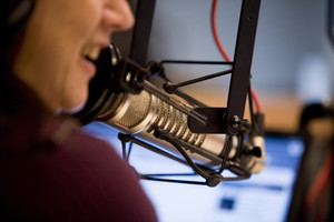 Talk Radio Computer On Air Microphone Talker