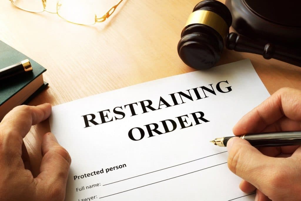 https-jerseycriminalattorney-com-wp-content-uploads-2018-10-temporary-final-restraining-order-defense-jpg