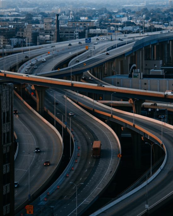 tom-barrett-OQL4DLy3Nys-unsplash