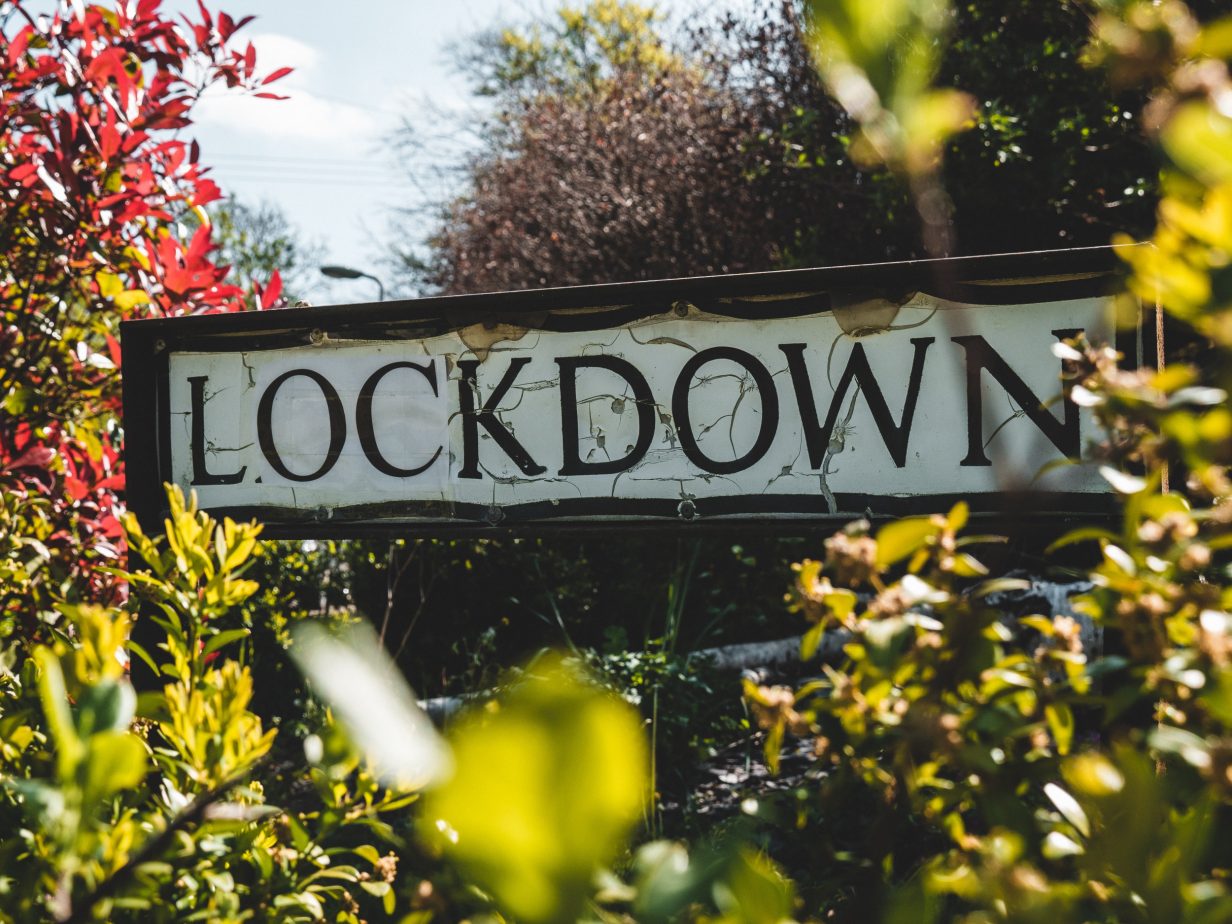 https-i0-wp-com-commonslibrary-parliament-uk-content-uploads-2020-09-lockdown-sign-1232x924-jpgresize1232%2c924ssl1