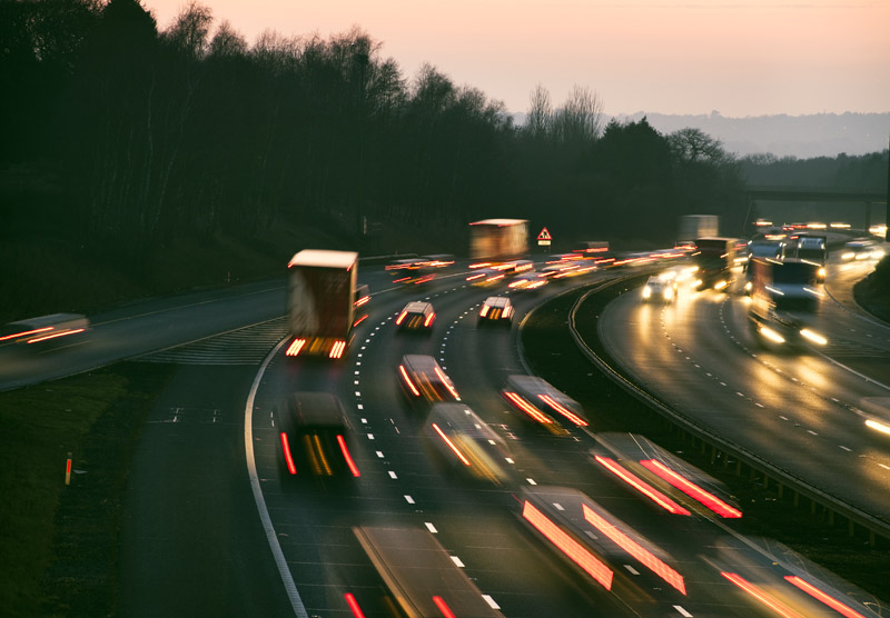 https-www-searcylaw-com-wp-content-uploads-2015-06-truck-traffic-jpg