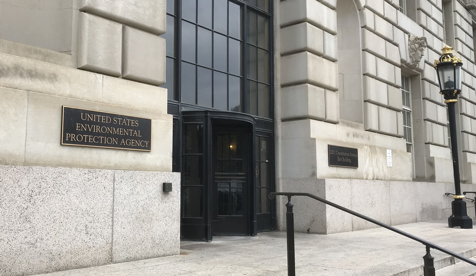Front,Of,The,Environmental,Protection,Agency,Building.