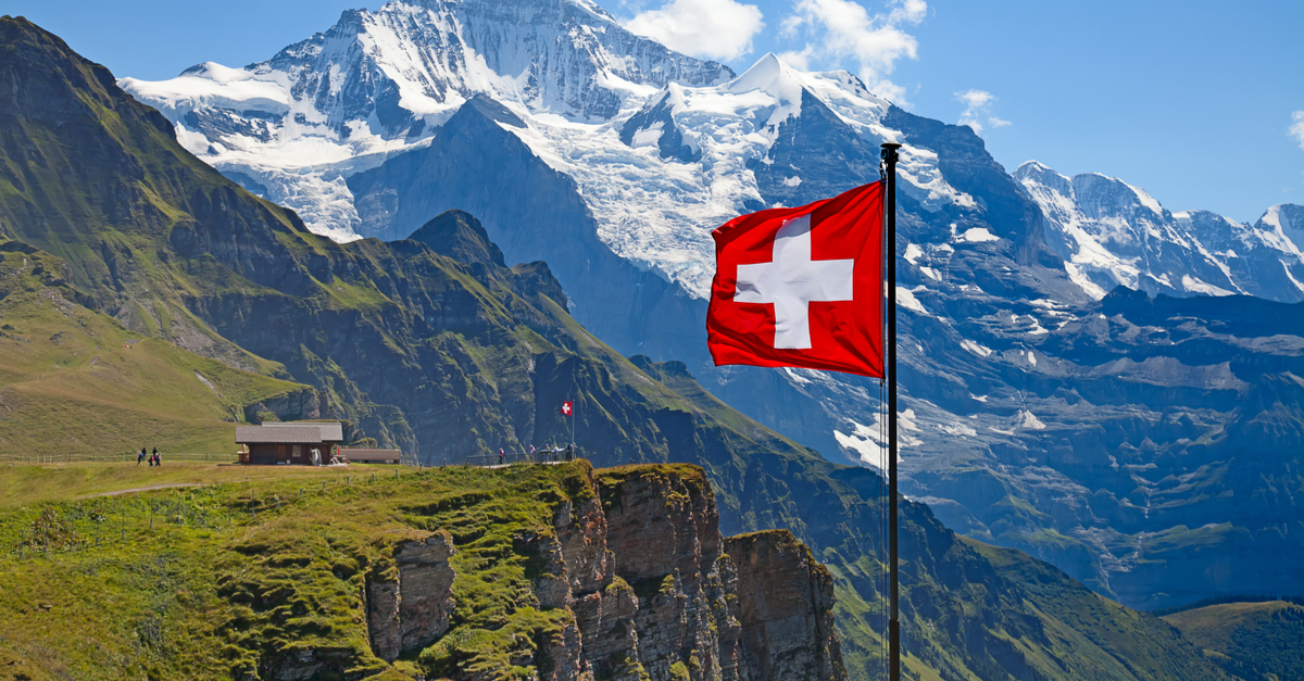 Swiss_Flag_Mountains_Bern-Switzerland_1200