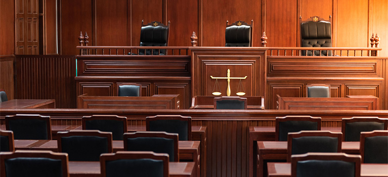 https-www-searcylaw-com-wp-content-uploads-2020-10-court-room-jpg
