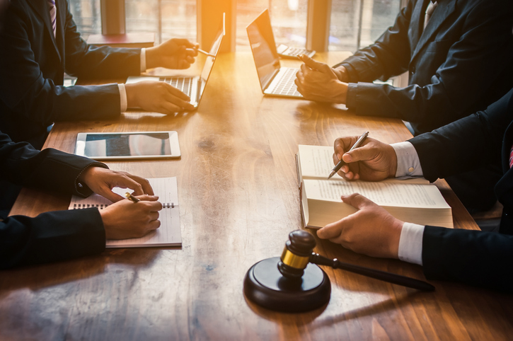 https-www-searcylaw-com-wp-content-uploads-2020-12-istock-1183175189-jpg