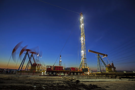 Oilfield derrick