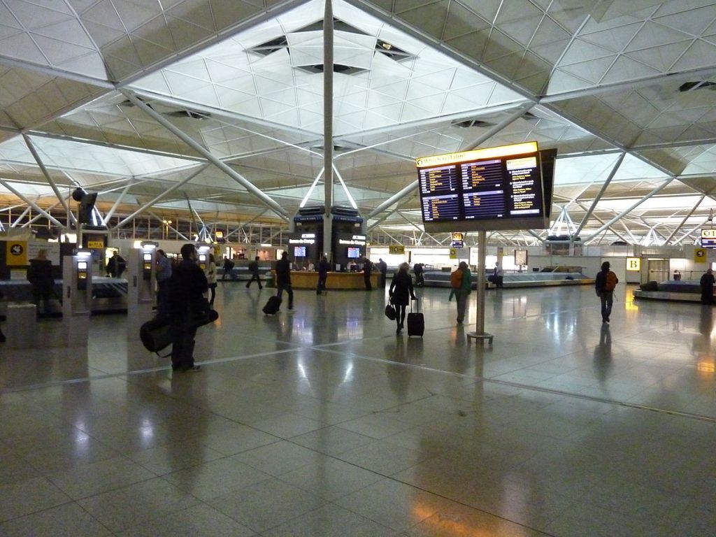 https-i0-wp-com-ukhumanrightsblog-com-wp-content-uploads-2021-01-stansted_airport-jpgresize1024%2c768ssl1