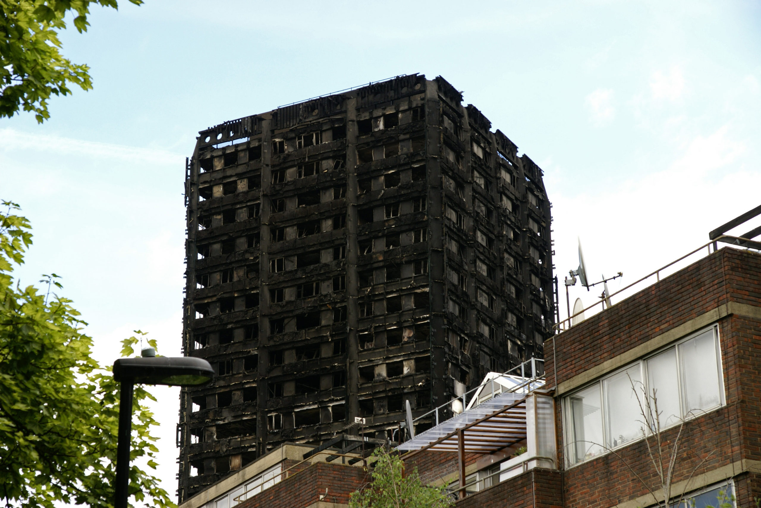 https-upload-wikimedia-org-wikipedia-commons-3-3a-grenfell_tower_%2834552739503%29-jpg
