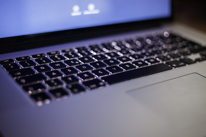 Laptop_Keyboard_Detail_S_0373-L