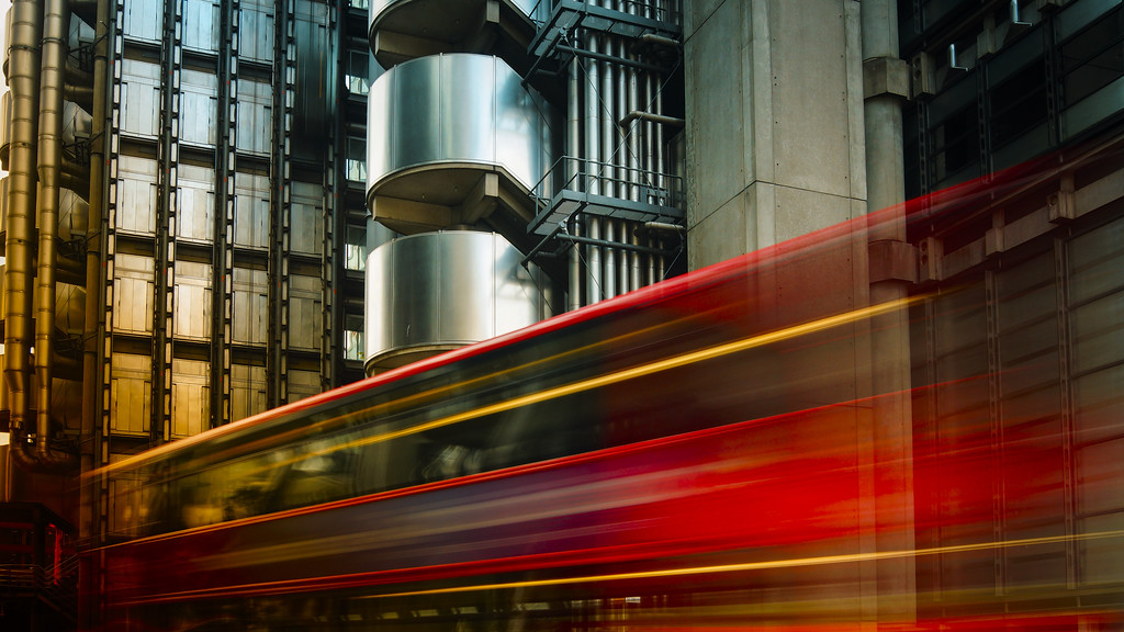 Lloyds_Building_Bus_P_0188-XL