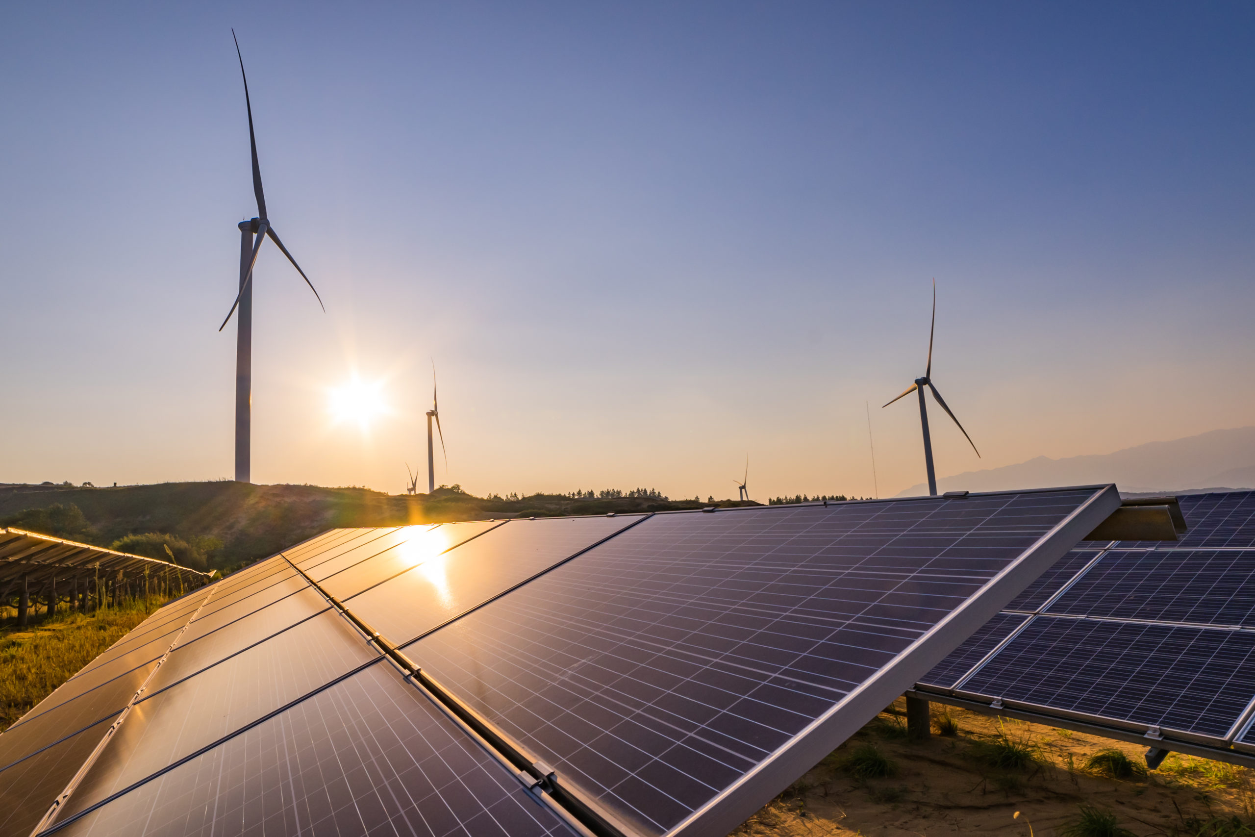 Wind power and solar power stations