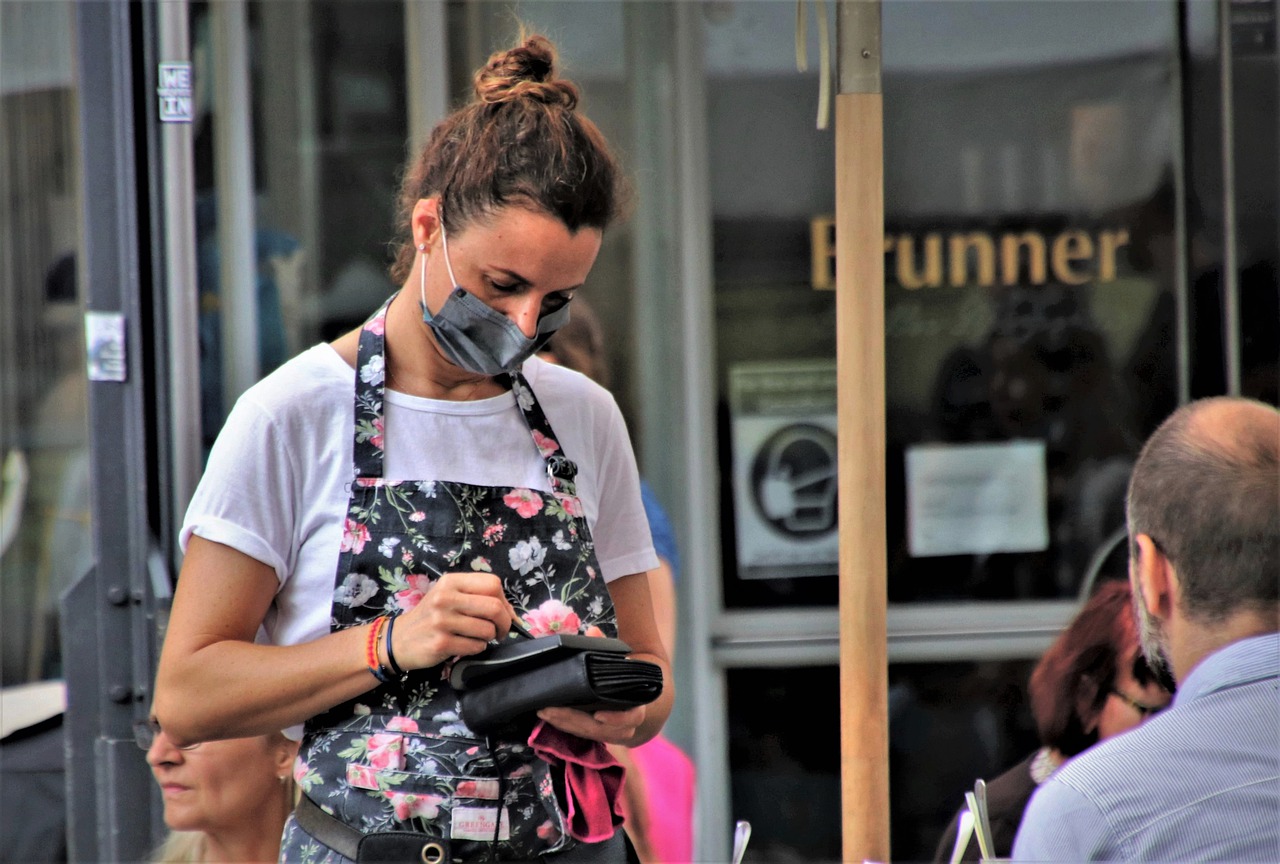 restaurant-5513537_1280
