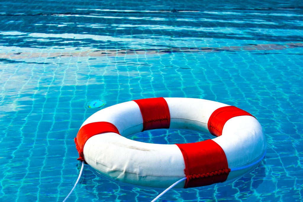 summer swimming pool safety