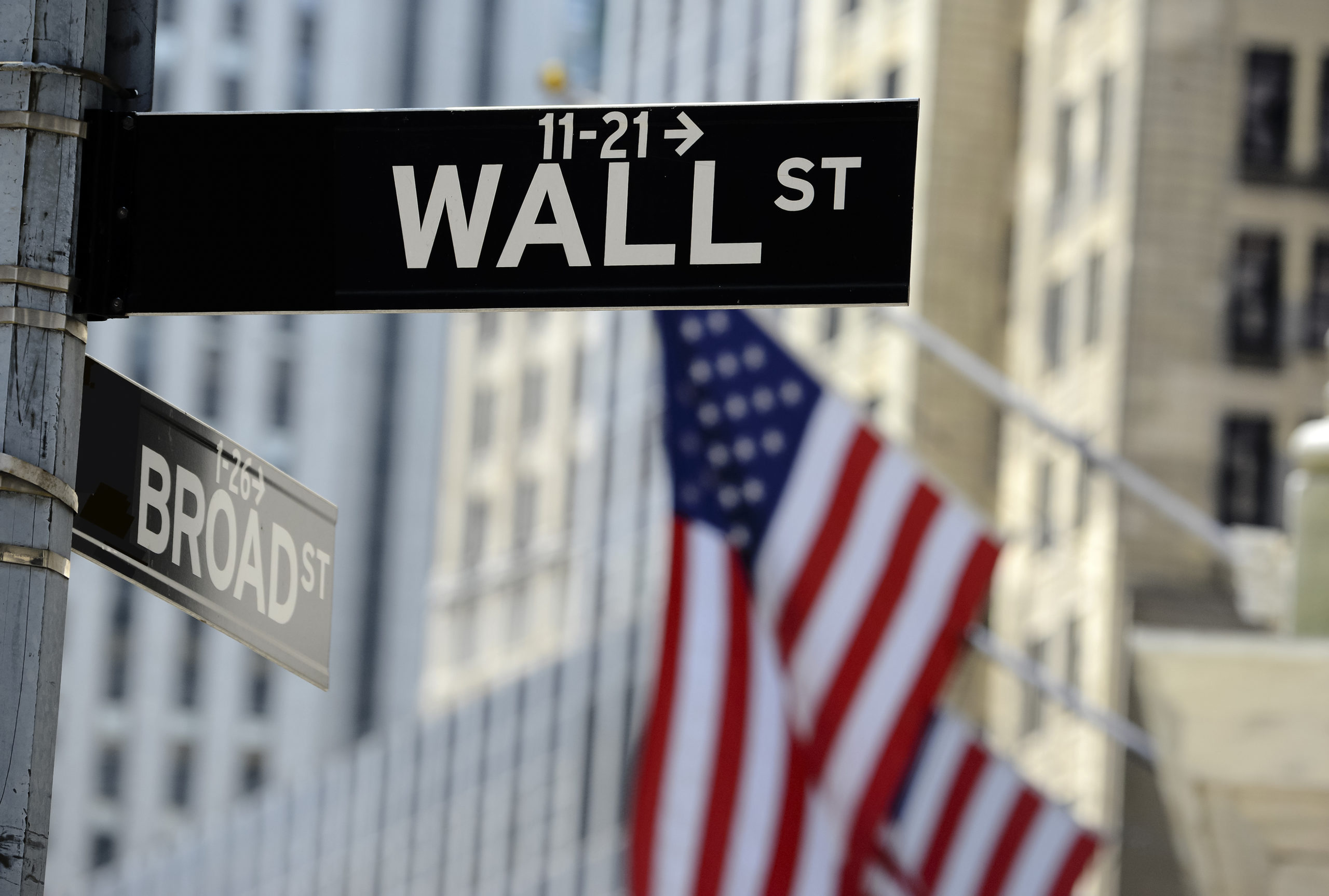 Wall St.