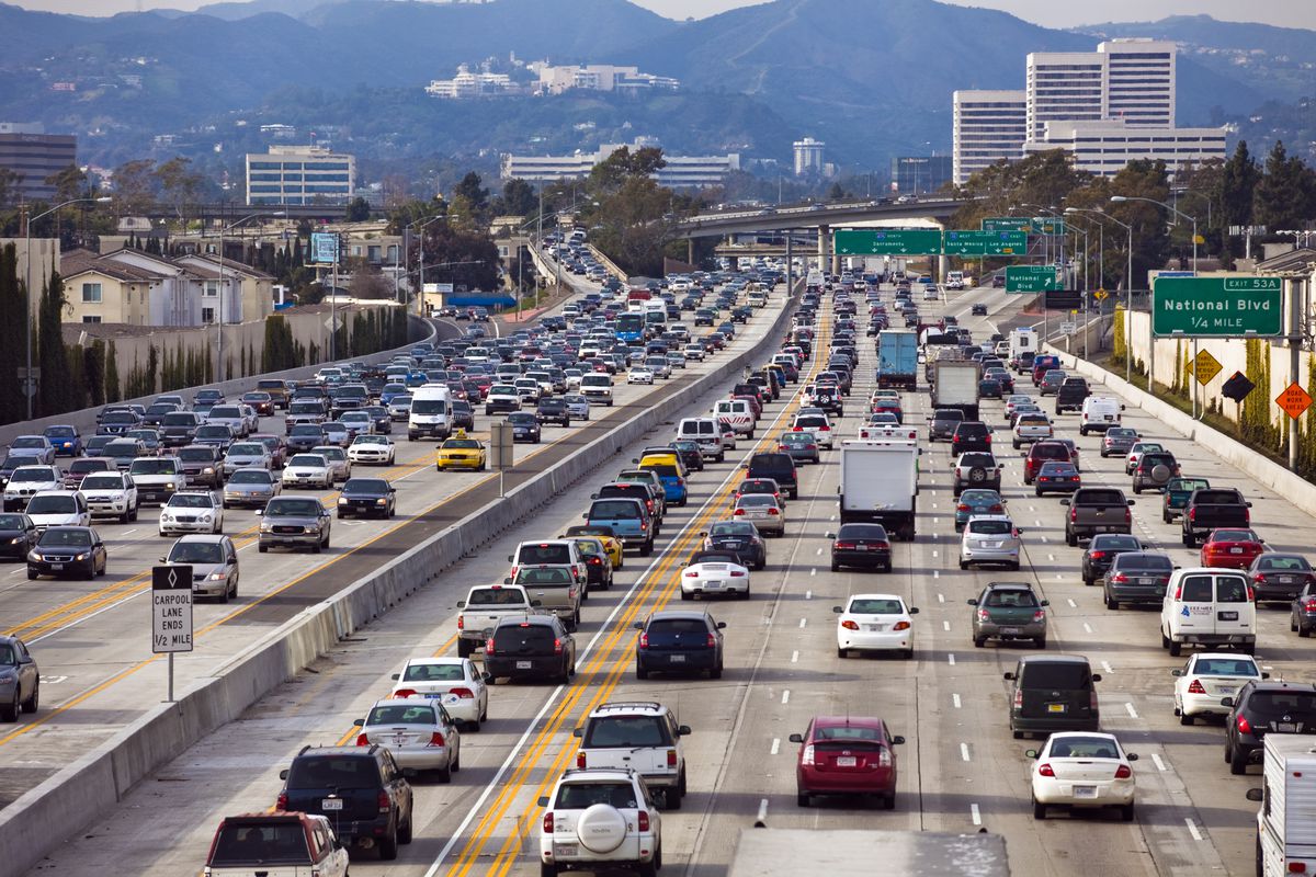 Los Angeles Freeway Truck Accidents