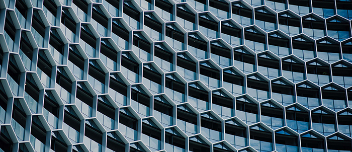 Building_Hexagonal_Windows_S_0231_tle