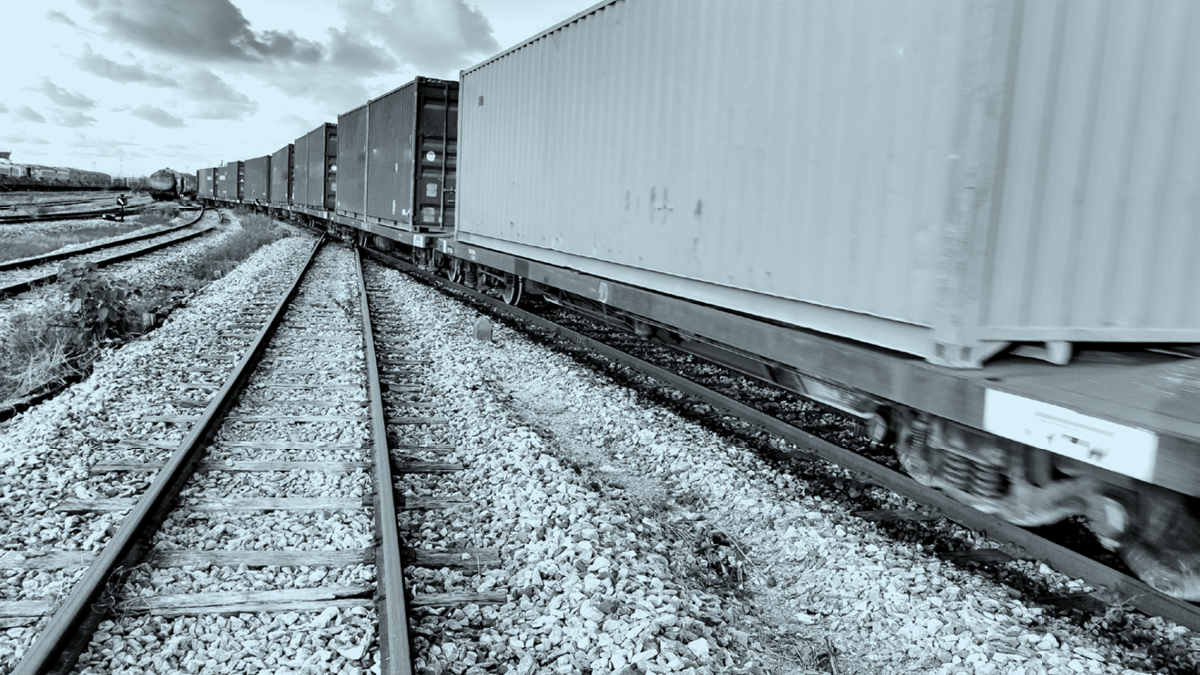 Logistics-Transportation-338728443-Sky-1200x675