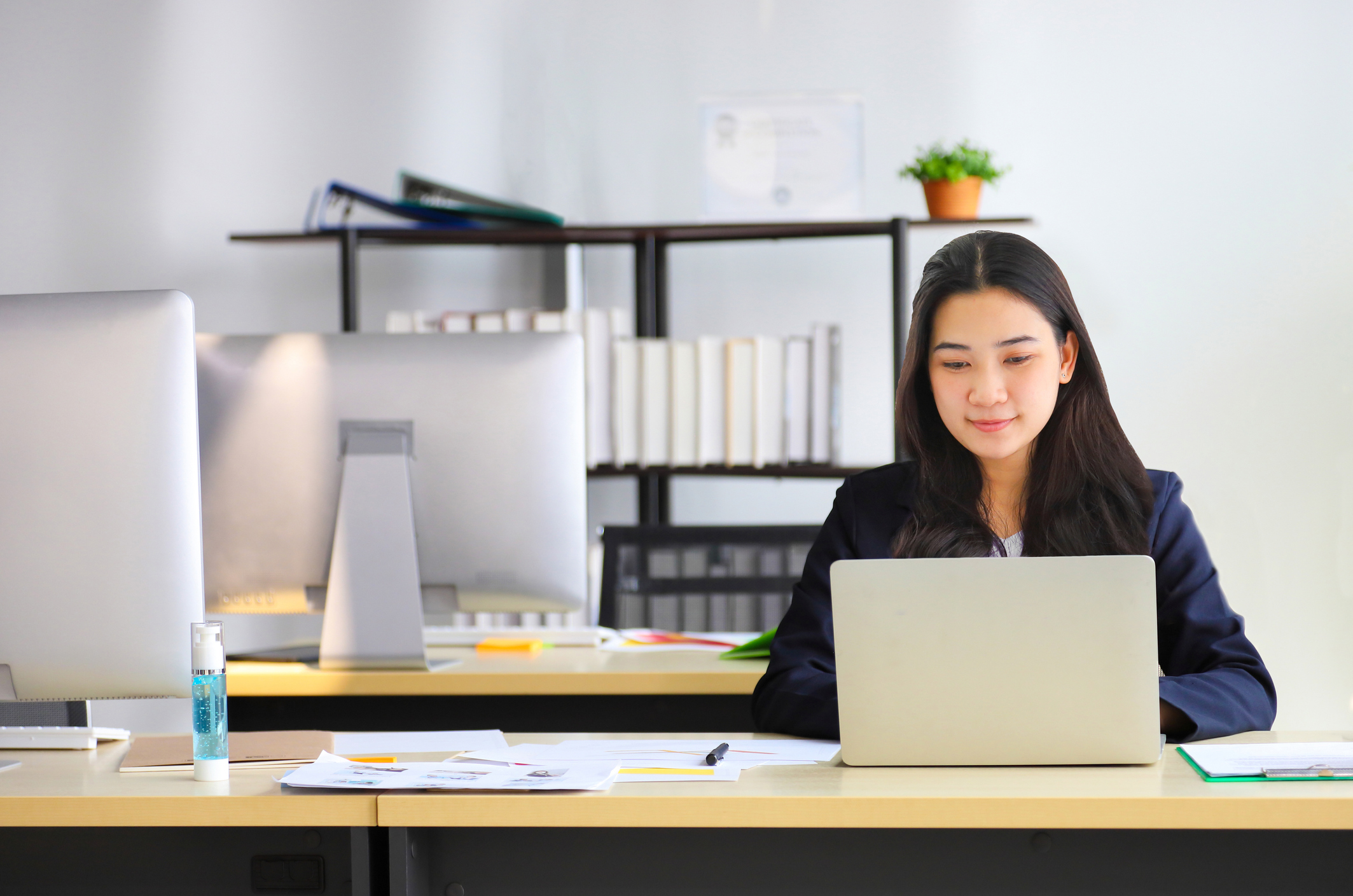 Case management software services can help your law firm's virtual assistants with smooth service. Visit MyCase.com/case_management to learn more. 