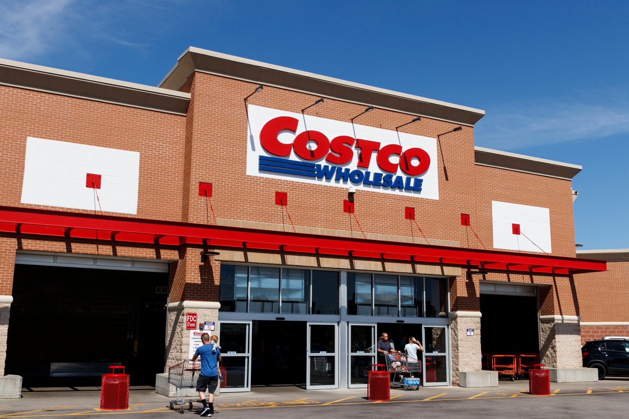 Unpaid wages and overtime lawyer against Costco