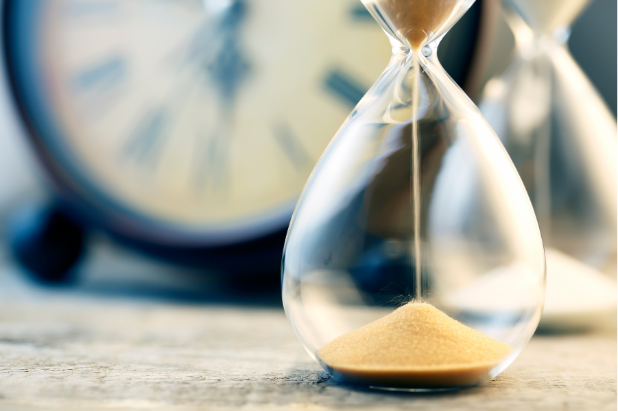 Hourglass-Canva